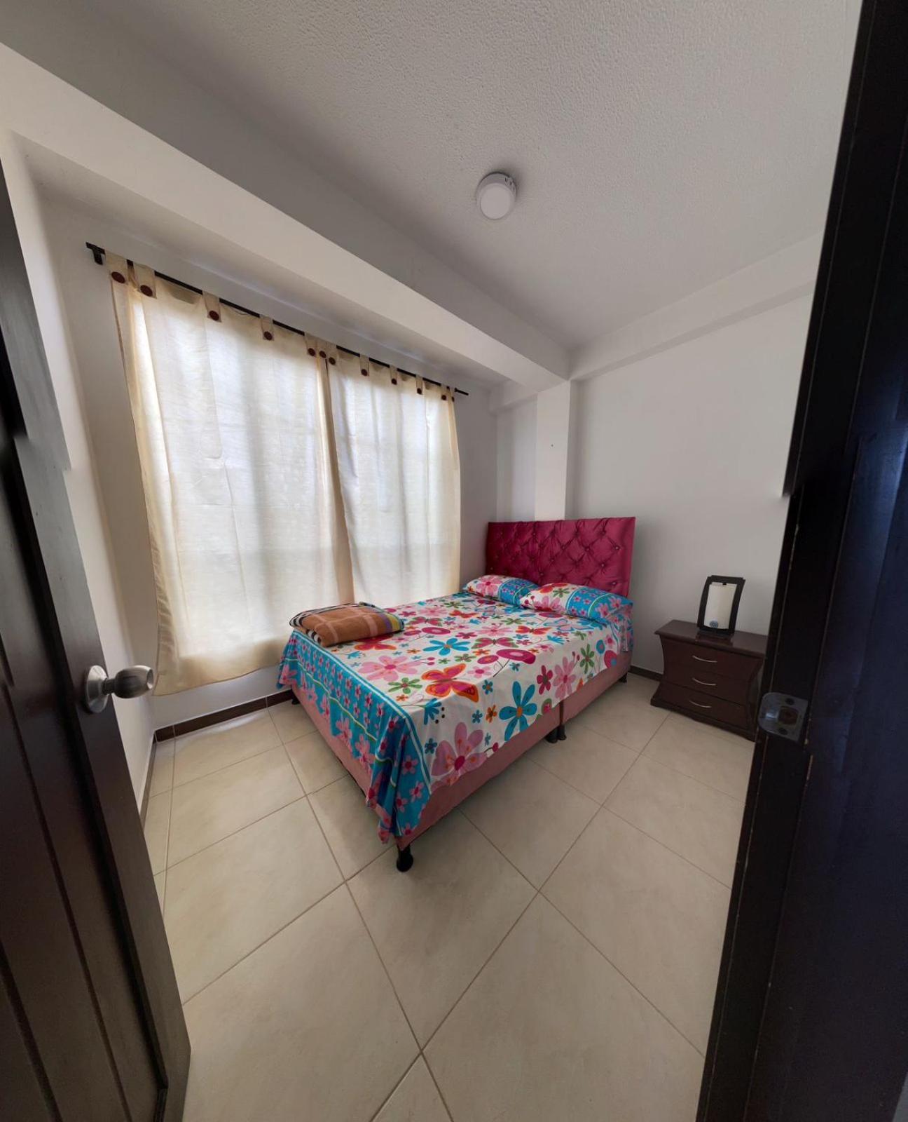 El Paraiso Apartment *